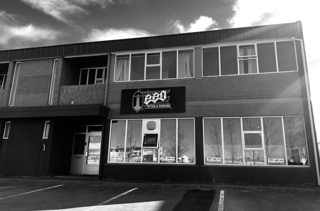 Opnun nýrrar húðflúrs og götunarstofu í&nbsp;Hafnarfirði.